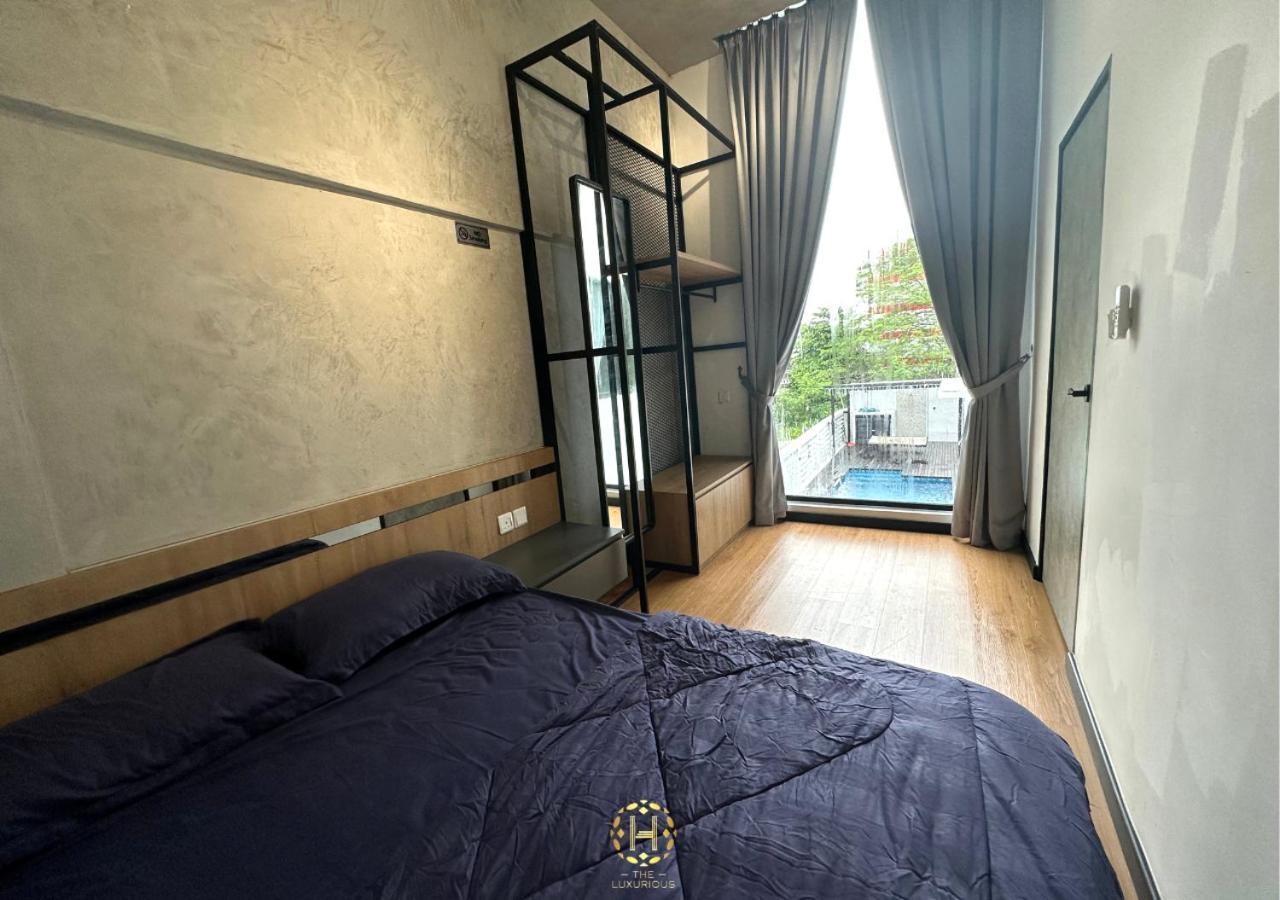 Villa The Luxurious 27, Johor Bahru Exterior foto